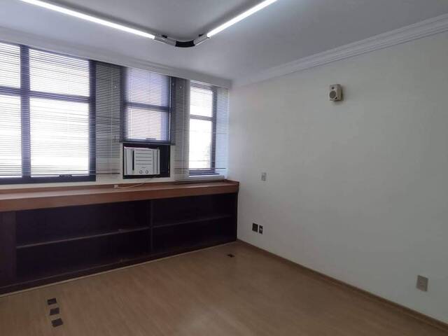 Sala para Venda em Jundiaí - 4