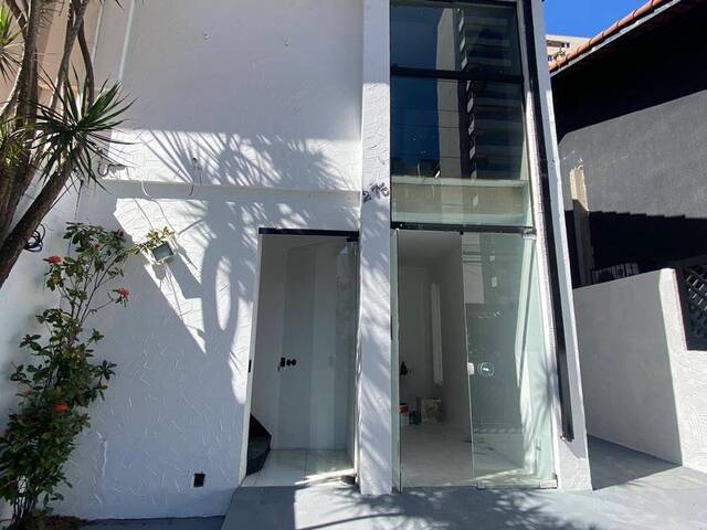 #2104 - Casa para Venda em São Paulo - SP - 1