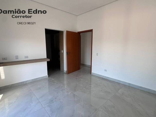 Casa em condomínio para Venda em Jundiaí - 4