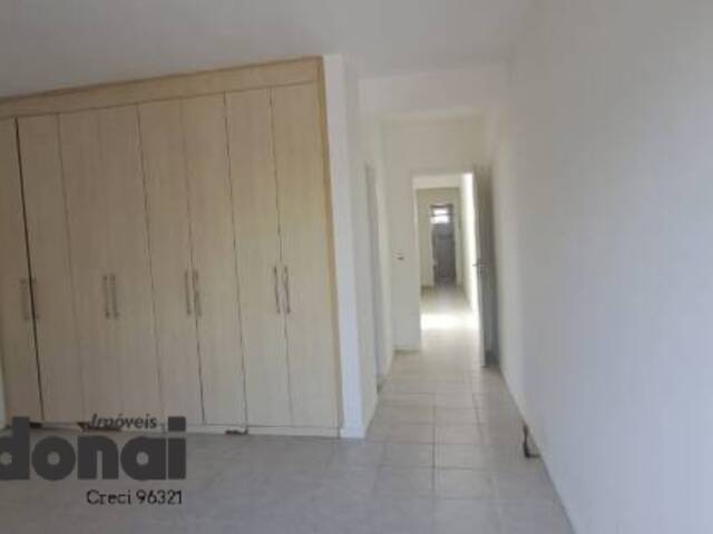 Sobrado para Venda em Jundiaí - 5