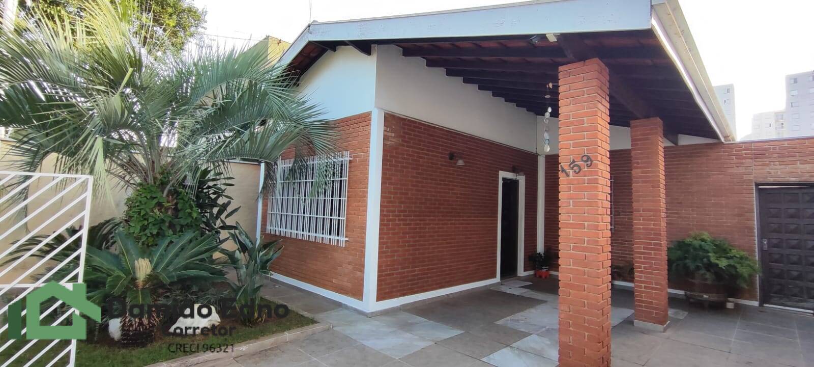 Casa à venda com 3 quartos, 125m² - Foto 1