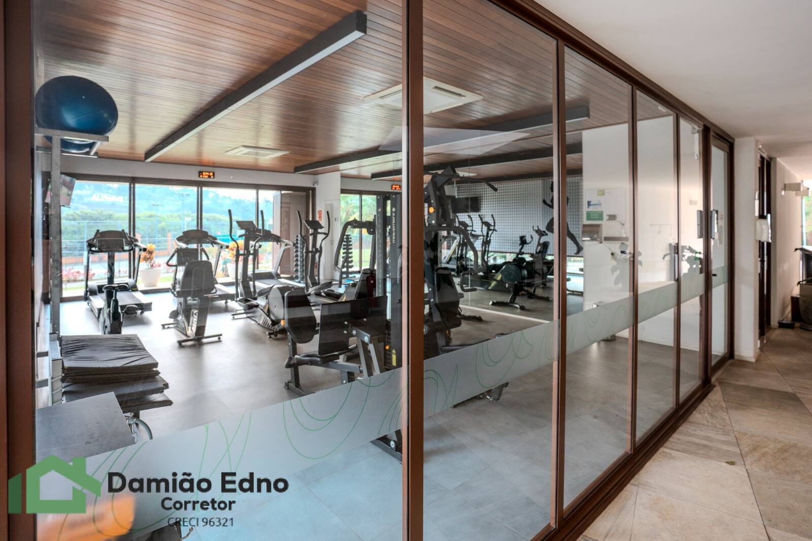 Casa de Condomínio à venda com 4 quartos, 348m² - Foto 15