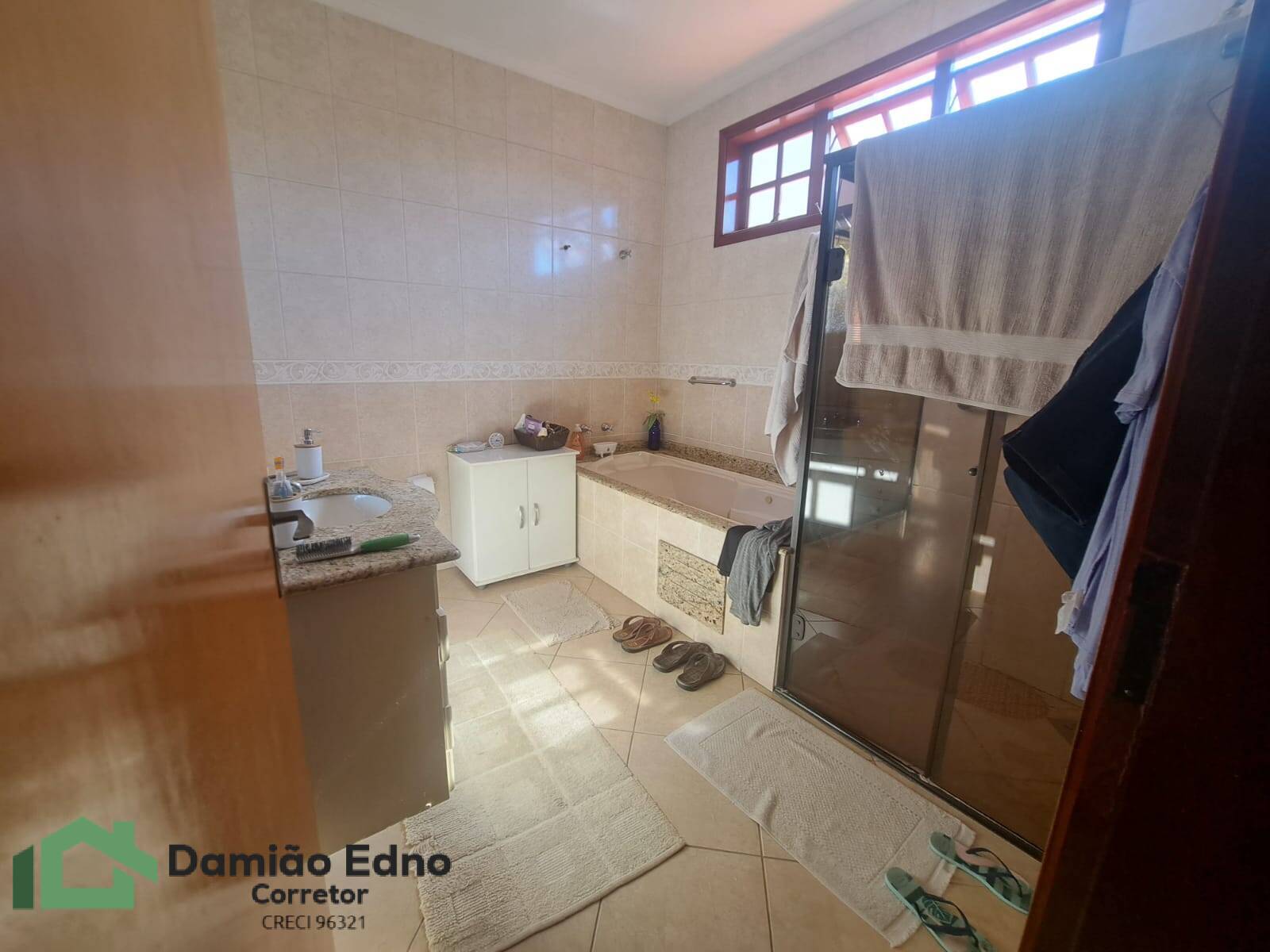 Casa, 4 quartos, 290 m² - Foto 11