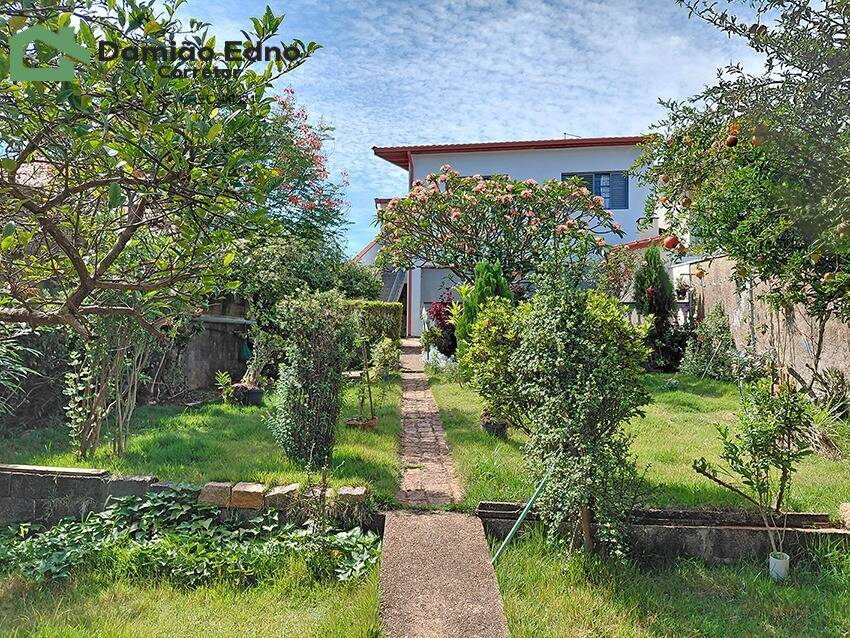 Casa, 3 quartos, 234 m² - Foto 8