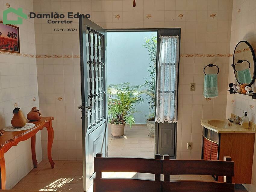 Casa, 3 quartos, 234 m² - Foto 27
