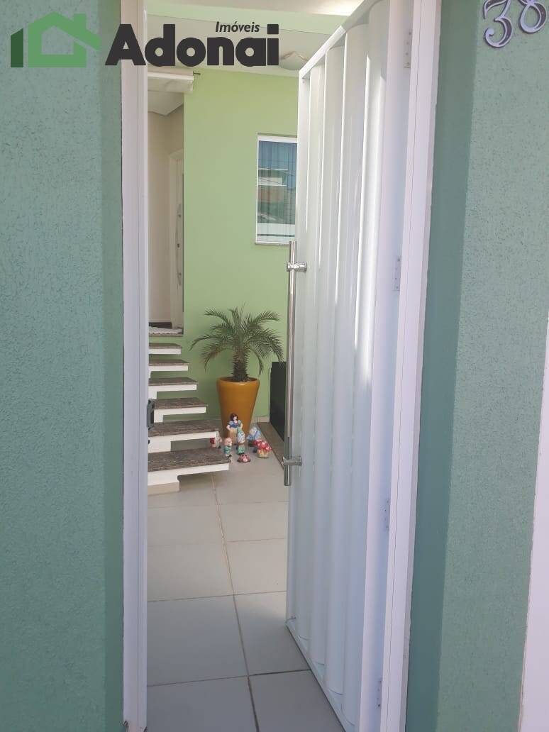 Casa à venda com 3 quartos, 225m² - Foto 7