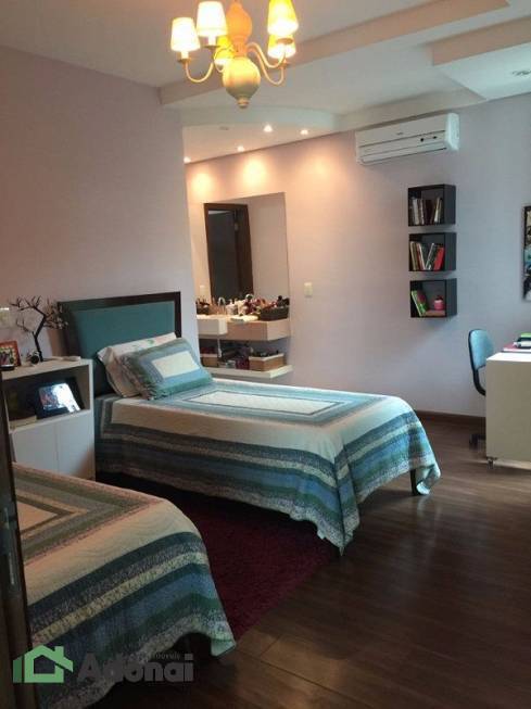 Casa, 4 quartos, 365 m² - Foto 21